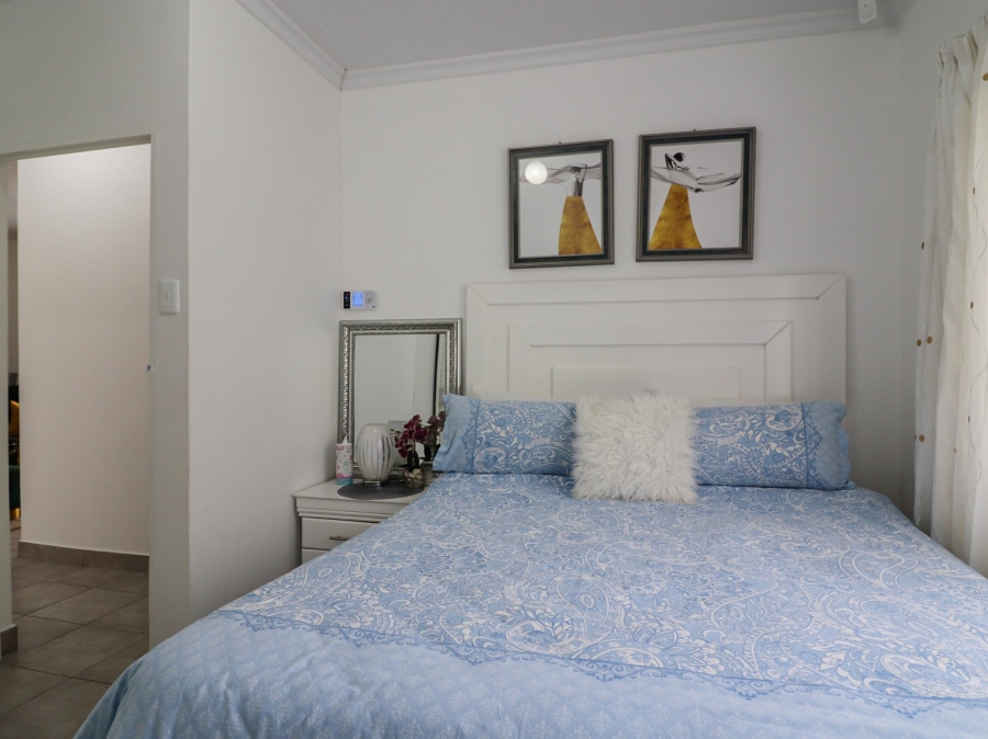 2 Bedroom Property for Sale in Amalinda Eastern Cape